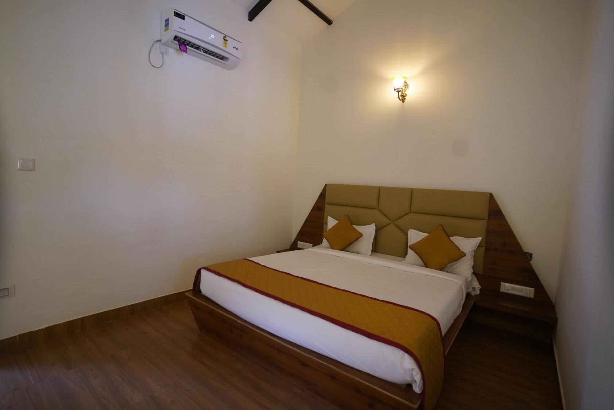 Q Mango Resort Ramanagara Exterior photo